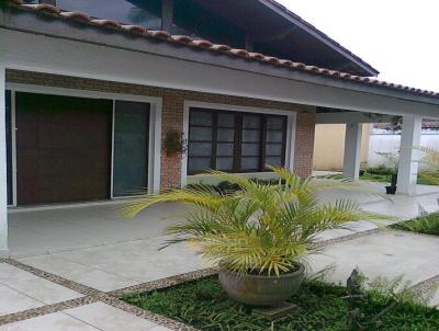 Casa para Venda, em Itanhaém, bairro Jardim Cibratel I, 3 dormitórios, 3 banheiros, 1 suíte, 4 vagas